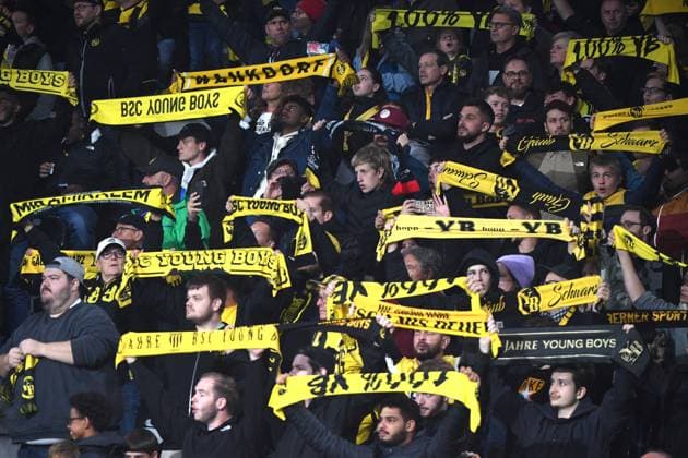 29 08 2023, Bern, Wankdorf, UEFA Champions League BSC Young Boys Maccabi Haifa FC, the fans of BSC Young Boys during the YB quarter hour Bern Wankdorf Bern Switzerland  Copyright: xx