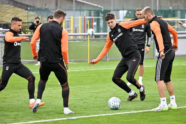 Soccer players of Sparta Praha in action during the training session prior to European League of Football 4th qualifying round return match: Sparta Praha vs Dinamo Zagreb in Prague, Czech Republic, August 30, 2023. (CTKxPhoto VitxSimanek) CTKPhotoP2023083003443  CTKPhotoP2023083003443