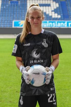 Goalkeeper Jill Frehse MSV Duisburg women with ball in hand GER, Soccer, MSV Duisburg women team presentation season 2023 24, 28 08 2023 DFL DFB REGULATES PROHIBIT ANY USE OF PHOTOGRAPHS AS IMAGE SEQUENCES AND OR QUASI VIDEO GER, Soccer, MSV Duisburg women team presentation season 2023 24, 28 08 2023 Duisburg Copyright: xEibner-Pressefoto ThomasxThienelx EP_TTL
