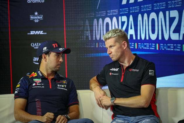 Formula 1 World Championship, WM, Weltmeisterschaft 2023 Italian GP, Monza 31 August-3 September 2023 11 Sergio Perez, (MEX) Oracle Red Bull Racing, Honda and Nico Hulkemberg Haas, during the Italian GP, Monza 31 August-3 September 2023 Formula 1 World championship 2023. - -  Copyright: xIPAxSport ABACAx BRIPASport20230831_101 IPAxSport ABACAx BRIPASport20230831_101