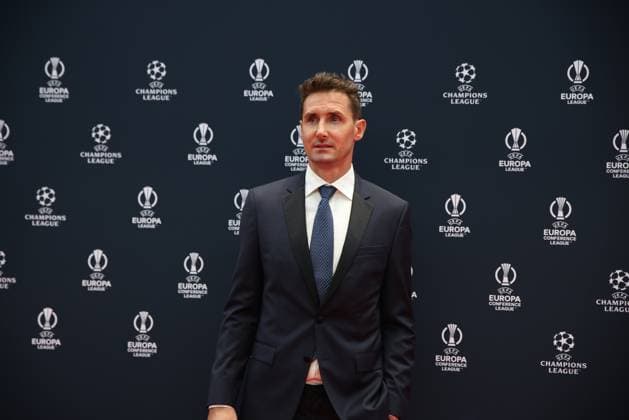 Fußball, UEFA Awards in Monaco - Miroslav Klose mit dem President s Award ausgezeichnet Miroslav Klose during the European Club Football Season Kick-off 2023 24 on 31 August 2023 at Grimaldi Forum, Monaco . Photo Nderim KACELI  Copyright: xNderimxKaceli IPAxSportx xipa-agx xx 0 IPA_IPA39972174