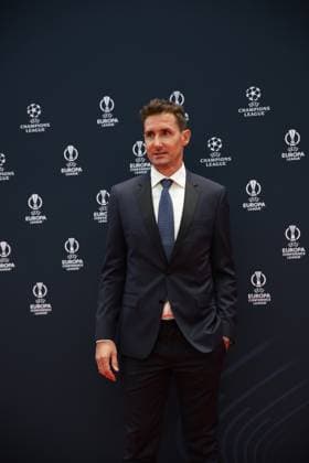 Fußball, UEFA Awards in Monaco - Miroslav Klose mit dem President s Award ausgezeichnet Miroslav Klose during the European Club Football Season Kick-off 2023 24 on 31 August 2023 at Grimaldi Forum, Monaco . Photo Nderim KACELI  Copyright: xNderimxKaceli IPAxSportx xipa-agx xx 0 IPA_IPA39972182