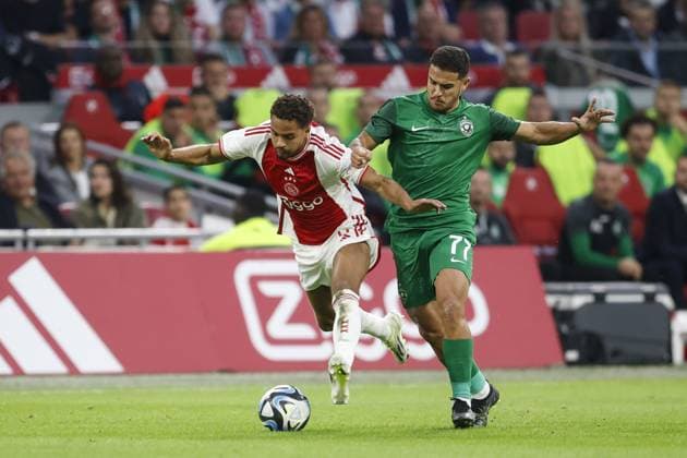 AMSTERDAM , 31-08-2023 , Johan Cruijff Arena , UEFA Europa League season 2023 2024 , Play-offs 2nd leg , match between Ajax and Ludogorets , (L-R) Ajax player Devyne Rensch, Ludogorets Razgrad goalkeeper Caio Vidal Ajax - Ludogorets  x22143952x Copyright: