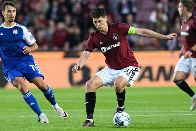 Sparta Praha v Dinamo Zagreb - UEFA Europa League Play Off Round: Second Leg Ladislav Krejci of Sparta Praha controls the ball during the UEFA Europa League Play Off Round Second Leg match between Sparta Praha and Dinamo Zagreb at Letna Stadium on August 31, 2023 in Prague, Czech Republic. MarkoxLukunic PIXSELL