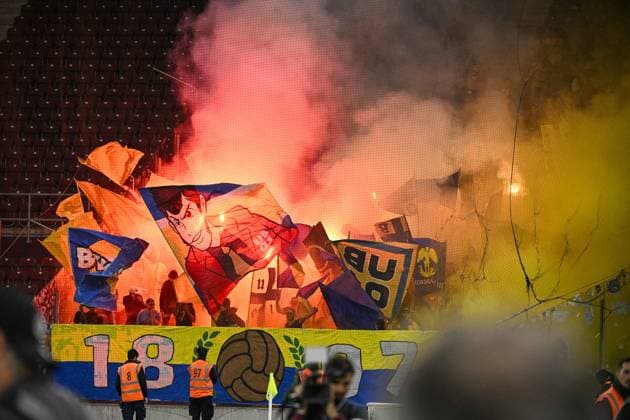 Union s supporters pictured during a soccer match between Swiss FC Lugano and Belgian Royale Union Saint-Gilloise, Thursday 31 August 2023 in Geneva, Switzerland, the return leg of the play-off for the UEFA Europa League competition. LAURIExDIEFFEMBACQ  x73072126x