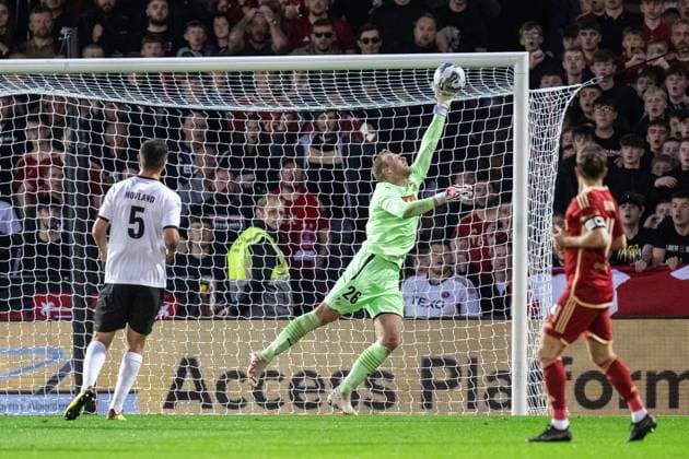 230831 Häckens Peter Abrahamsson during the UEFA Europa League play off between Aberdeen and Häcken on August 31, 2023 in Aberdeen Photo Daniel Stiller BILDBYRAN code DS DS0328 football soccer football uefa europa league aberdeen häcken bbeng bbauto  Copyright: DANIELxSTILLER BB230831DS020