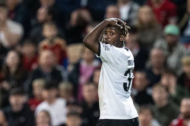 230831 Häckens Ibrahim Sadiq looks dejected during the UEFA Europa League play off between Aberdeen and Häcken on August 31, 2023 in Aberdeen Photo Daniel Stiller BILDBYRAN code DS DS0328 football soccer football uefa europa league aberdeen häcken bbeng bbauto depp  Copyright: DANIELxSTILLER BB230831DS043