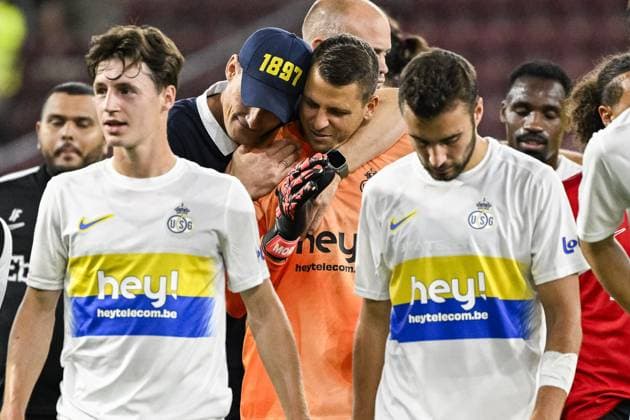 Union s head coach Alexander Blessin and Union s goalkeeper Anthony Moris celebrate after winning a soccer match between Swiss FC Lugano and Belgian Royale Union Saint-Gilloise, Thursday 31 August 2023 in Geneva, Switzerland, the return leg of the play-off for the UEFA Europa League competition. LAURIExDIEFFEMBACQ  x73083611x