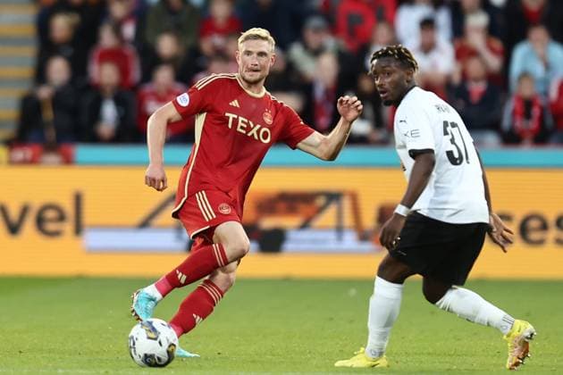 Aberdeen v BK Hacken Europa League 31 08 2023. Play Off Richard Jensen (5) of Aberdeen during the Europa League play off match between Aberdeen and BK Hacken at Pittodrie Stadium, Aberdeen, Scotland on 31 August 2023. Aberdeen Pittodrie Stadium Aberdeenshire Scotland Editorial use only , Copyright: xStephenxDobsonx PSI-17931-0107