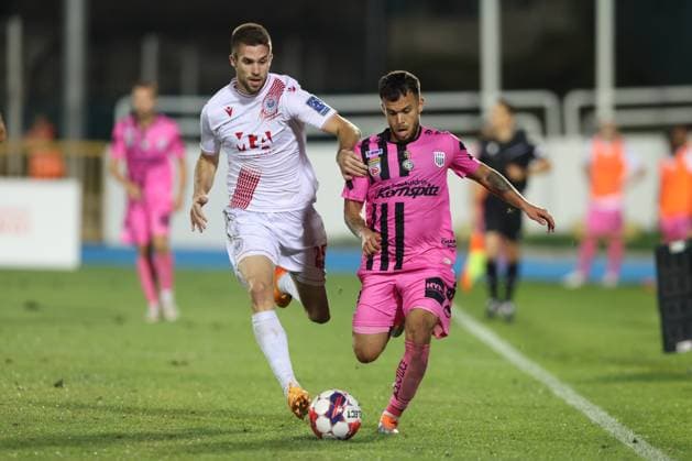 SOCCER - UEFA EL, Zrinjski vs LASK MOSTAR,BOSNIA AND HERZEGOVINA,31.AUG.23 - SOCCER - UEFA Europa League, qualification, HSK Zrinjski Mostar vs Linzer ASK. Image shows Mario Cuze (Zrinjski) and Sascha Horvath (LASK).  GEPAxpictures xMathiasxMandl
