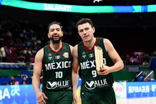 (L-R) Gabriel Giron, Pako Cruz (MEX), AUGUST 31, 2023 - Basketball - FIBA World Cup 2023 - Classification Round 17-32 Group N between New Zealand 100-108 Mexico at Mall of Asia Arena, Manila, Philippines. Noxthirdxpartyxsales  (227751544)