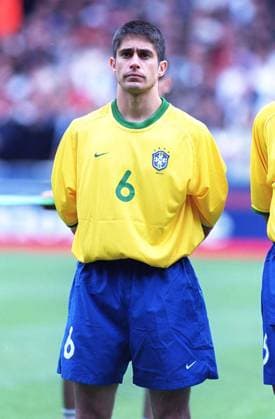 SILVINHO Brazilian International Footballer At Wembley for the England v Brazil International Friendly, Länderspiel, Nationalmannschaft Match COMPULSORY CREDIT: UPPA Photoshot Photo UGL 017410 D-07 27.05.2000 SILVINHO Brazilian International Footballer At Wembley for the England v Brazil International Friendly Match COMPULSORY CREDIT: Talking Photoshot Photo UGL 017410 D-07 27.05.2000, Credit:Photoshot Avalon United Kingdom  Copyright: xPhotoshotx xAvalonx 0502249877