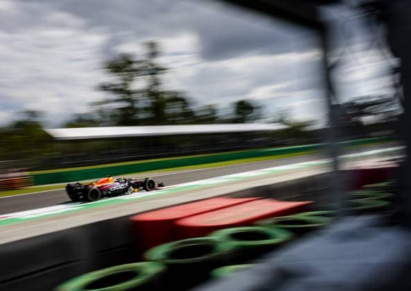 MONZA - Max Verstappen (Red Bull Racing) in action during the 1st free practice session on the Monza circuit in the run-up to the Italian Grand Prix. ANP SEM VAN DER WAL Practice 2023 2024 xVIxANPxSportx xxANPxIVx 476914299 originalFilename: 476914299.jpg