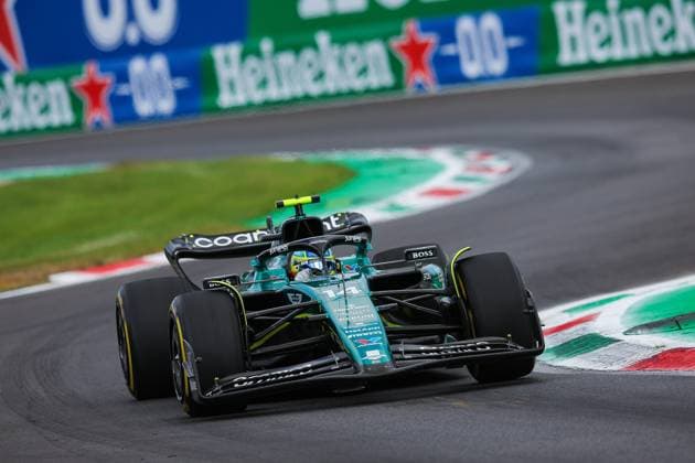 14 ALONSO Fernando (spa), Aston Martin F1 Team AMR23, action during the 2023 Formula 1 Pirelli Grand Premio d™Italia Grand Prix, 14th round of the 2023 Formula One World Championship, WM, Weltmeisterschaft from September 1 to 3, 2023 on the Autodromo Nazionale di Monza, in Monza, Italy - F1 - ITALIAN GRAND PRIX 2023 DPPI Panoramic  00123032_EAR39440.JPG