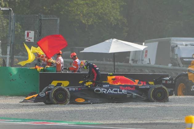 Formula 1 - Italian Grand Prix 2023 - Max Verstappen went out of the racing track - 01.09.2023 Â Copyright: xx