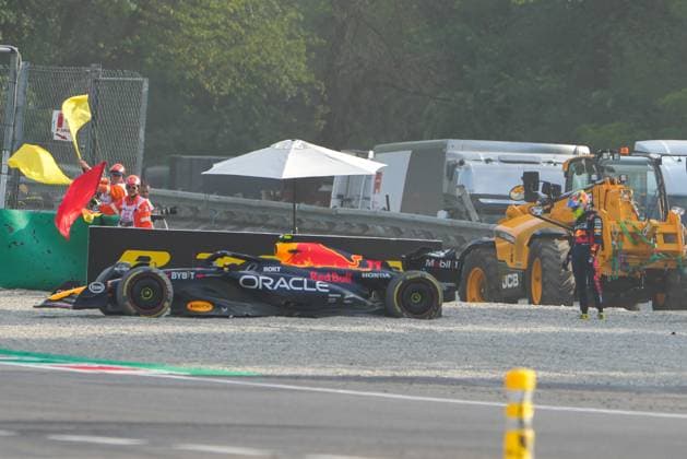 Formula 1 - Italian Grand Prix 2023 - Max Verstappen went out of the racing track - 01.09.2023 Â Copyright: xx