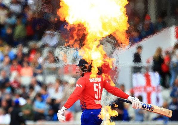 Bilder des Jahres 2023, Sport 09 September Mandatory Credit: Photo by Matt West Shutterstock (14074696e) Jonny Bairstow of England England v New Zealand, 2nd Vitality IT20, Cricket, Emirates Old Trafford, Manchester, UK - 01 Sep 2023 England v New Zealand, 2nd Vitality IT20, Cricket, Emirates Old Trafford, Manchester, UK - 01 Sep 2023  Copyright: xMattxWest Shutterstockx 14074696e