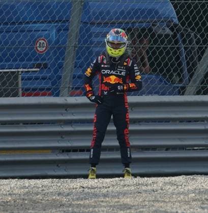 01 09 2023, Autodromo Nazionale di Monza, Monza, FORMULA 1 PIRELLI GRAN PREMIO D ITALIA 2023 ,in the picture accident of Sergio Perez MEX , Oracle Red Bull Racing Monza Autodromo Nazionale di Monza Italy  eu-images-506
