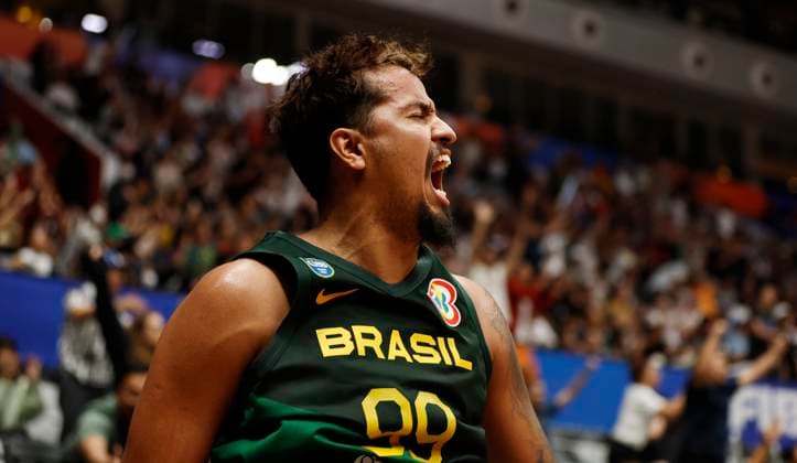 Partido de la Copa Mundial de Baloncesto entre Canada y Brasil. FIBA Basketball World Cup match between Canada and Brazil. ÃNGELxRIVERO  ecommerceFotos eCommerce2-140484454