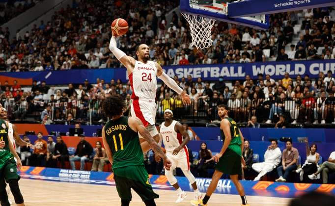 Partido de la Copa Mundial de Baloncesto entre Canada y Brasil. FIBA Basketball World Cup match between Canada and Brazil. ÃNGELxRIVERO  ecommerceFotos eCommerce2-140484455