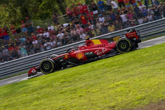 F1 Grand Prix of Italy - Practice Carlos Sainz Jr. of Spain driving the (55) Scuderia Ferrari SF-23 Ferrari during the Formula 1 Pirelli Gran Premio d Italia 2023 on September 1st, 2023 in Monza, Italy. Monza Italia  Copyright: xAlessioxMorgesex originalFilename:morgese-formula1230901_np8ry.jpg