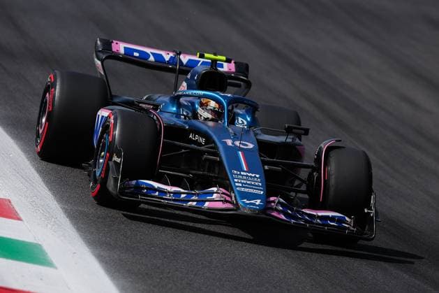10 GASLY Pierre (fra), Alpine F1 Team A523, action during the 2023 Formula 1 Pirelli Grand Premio d™Italia Grand Prix, 14th round of the 2023 Formula One World Championship, WM, Weltmeisterschaft from September 1 to 3, 2023 on the Autodromo Nazionale di Monza, in Monza, Italy - F1 - ITALIAN GRAND PRIX 2023 DPPI Panoramic  EAR31689