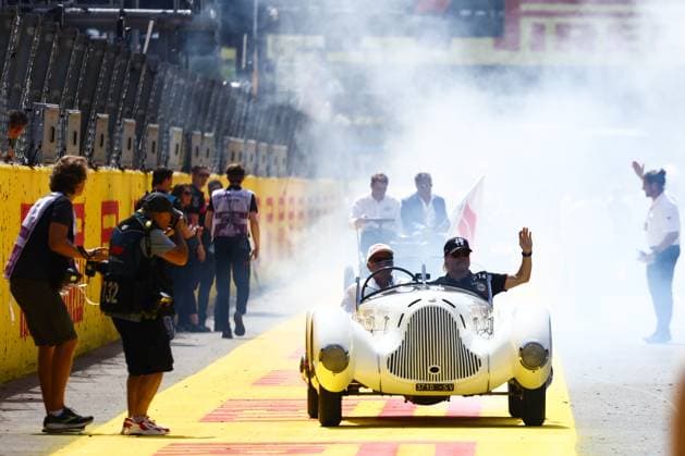 F1 Italian Grand Prix 2023 Valtteri Bottas of Alfa Romeo at drivers parade before the Formula 1 Italian Grand Prix at Autodromo Nazionale di Monza in Monza, Italy on September 3, 2023. Monza Italy  Copyright: xJakubxPorzyckix originalFilename:porzycki-f1italia230903_nprth.jpg