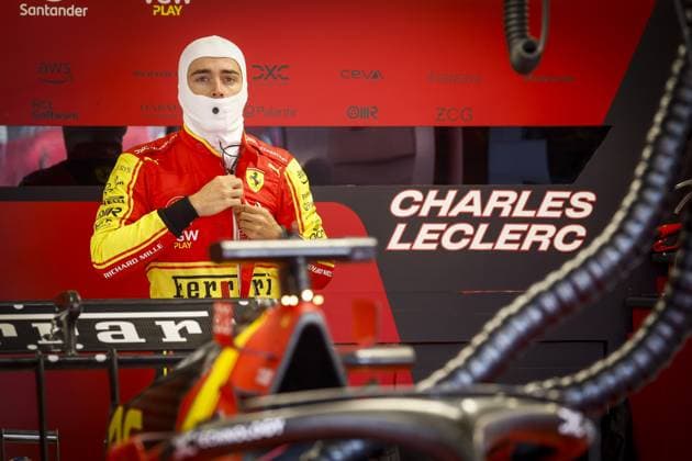 MONZA - Charles Leclerc (Ferrari) before the start during the Italian Grand Prix at the Autodromo Nazionale Monza circuit on September 3, 2023 in Monza, Italy. ANP SEM VAN DER WAL Race 2023 2024 xVIxANPxSportx xxANPxIVx 477134803 originalFilename: 477134803.jpg