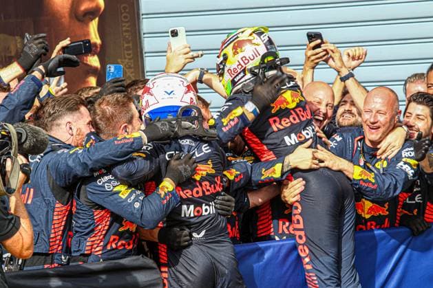 Formula 1 Championship - 2023 Formula 1 Pirelli Grand Premio d?Italia Grand Prix, Formula One World Championship, WM, Weltmeisterschaft - Race Max Verstappen (NED) Redbull Racing RB19 and Sergio Perez (MEX) Redbull Racing RB19 cheering with mechanicals after the race during Race on Saturday Sep 3rd 2023 FORMULA 1 PIRELLI GRAN PREMIO DÃ¢& x80;& x99;ITALIA 2023 - Sept 1st to Sept 3rd Monza, MB, ITALY during 2023 Formula 1 Pirelli Grand Premio dÃ¢& x80;& x99;Italia Grand Prix, Formula One World Championship - Race, Formula 1 Championship in Monza, Italy, September 03 2023 Monza Italy  Copyright: xIPAxSport ABACAx BRIPASport20230903_372 IPAxSport ABACAx BRIPASport20230903_372