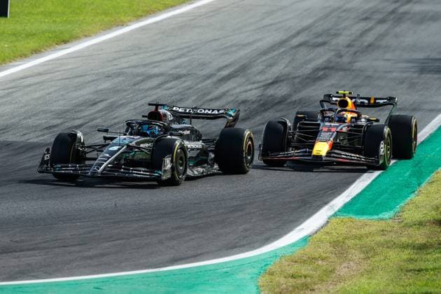 63 George Russell GBR, Mercedes AMG Petronas F1 Team , 11 Sergio Perez MEX, Oracle Red Bull Racing , F1 Grand Prix of Italy at Autodromo Nazionale Monza on September 3, 2023 in Monza, Italy Photo by HOCH ZWEI Monza Italy