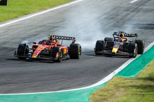 55 Carlos Sainz ESP, Scuderia Ferrari , 1 Max Verstappen NLD, Oracle Red Bull Racing , F1 Grand Prix of Italy at Autodromo Nazionale Monza on September 3, 2023 in Monza, Italy Photo by HOCH ZWEI Monza Italy