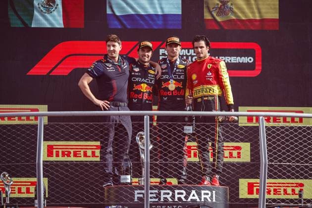 11 Sergio Perez MEX, Oracle Red Bull Racing , 1 Max Verstappen NLD, Oracle Red Bull Racing , 55 Carlos Sainz ESP, Scuderia Ferrari , F1 Grand Prix of Italy at Autodromo Nazionale Monza on September 3, 2023 in Monza, Italy Photo by HOCH ZWEI Monza Italy