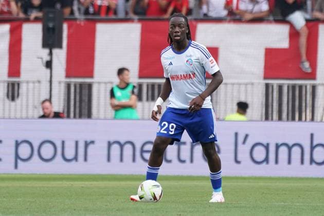 IsmaÃ«l Doukoure (RC Strasbourg) FOOTBALL : OGC Nice vs RC Strasbourg - Ligue 1 Uber Eats - Nice - 03 09 2023 NorbertScanella Panoramic 
