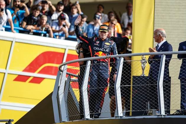 VERSTAPPEN Max (ned), Red Bull Racing RB19, portrait podium during the 2023 Formula 1 Pirelli Grand Premio d™Italia Grand Prix, 14th round of the 2023 Formula One World Championship, WM, Weltmeisterschaft from September 1 to 3, 2023 on the Autodromo Nazionale di Monza, in Monza, Italy - F1 - ITALIAN GRAND PRIX 2023 - RACE DPPI Panoramic  00123033__R3_1035