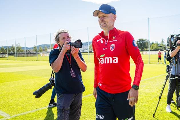 230904 Stale Solbakken, head coach of the Norwegian national football team during a press event on September 4, 2023 in Lillestrom Photo Marius Simensen BILDBYRAN COP 238 bbeng football fotboll fotboll norge norway practice soccer training trening träning  Copyright: MARIUSxSIMENSEN BB230904BB280