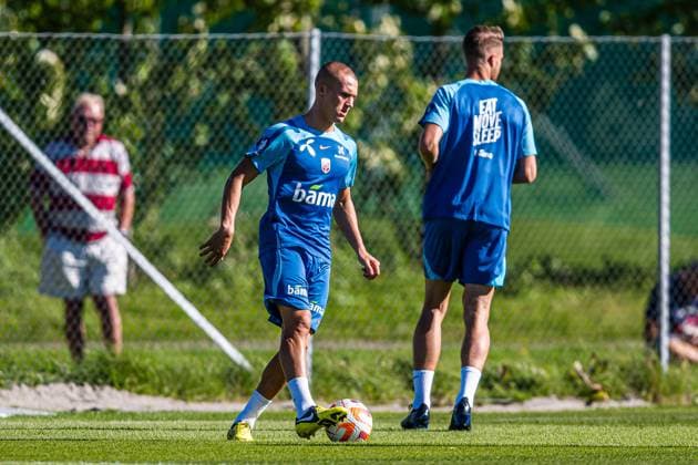 230904 Leo Skiri ostigard of the Norwegian national football team during a training session on September 4, 2023 in Lillestrom Photo Marius Simensen BILDBYRAN COP 238 bbeng football fotball fotboll fotboll norge norway practice soccer training trening träning  Copyright: MARIUSxSIMENSEN BB230904BB340
