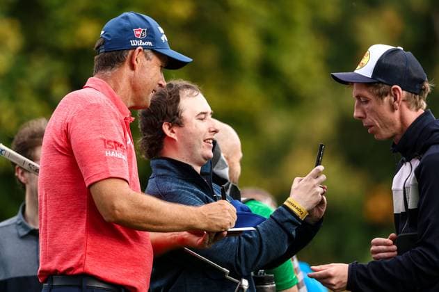 2023 Horizon Irish Open, The K Club, Kildare 6 9 2023 Padraig Harrington signs autographs and poses for a picture as he walks to the 7th Padraig Harrington signs autographs and poses for a picture as he walks to the 7th 6 9 2023  Copyright: x INPHO BenxBradyx BB1_1872