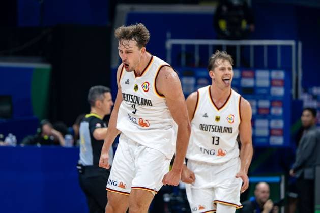 Basketball Manila Pasay 06 09 2023 FIBA Basketball World Cup 2023 Mens World Cup Quarterfinals Germany GER Latvia LAT Cheers Germany Franz Wagner Germany, No 09 Moritz Wagner Germany, No 13