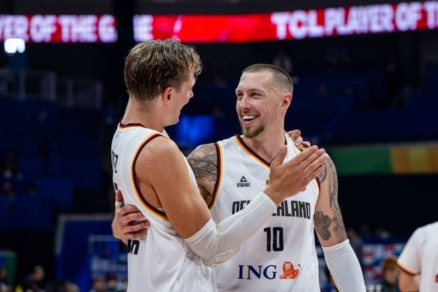 Basketball Manila Pasay 06 09 2023 FIBA Basketball World Cup 2023 Mens World Cup Quarterfinals Germany GER Latvia LAT Cheers Germany Daniel Theis Germany, No 10 Moritz Wagner Germany, No 13
