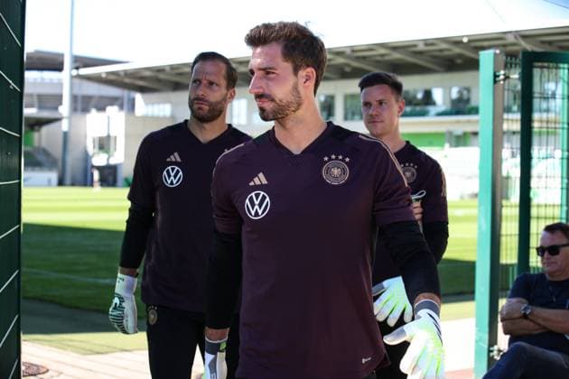 Kevin Trapp M ,Germany with Marc AndrŽ ter Stegen r ,Germany and Oliver Baumann Germany training national team Germany behind AOK Arena in Wolfsburg football,Germany,06 09 2023