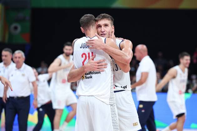 (230908) -- MANILA, Sept. 8, 2023 -- Serbia s Bogdan Bogdanovic (R) hugs Stefan Jovic after winning the semifinal between Serbia and Canada at the 2023 FIBA World Cup in Manila, the Philippines, Sept. 8, 2023. ) (SP)PHILIPPINES-MANILA-BASKETBALL-FIBA WORLD CUP-SEMIFINAL-SRB VS CAN WuxZhuang 