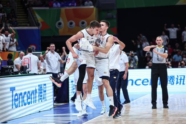 (230908) -- MANILA, Sept. 8, 2023 -- Serbia s Bogdan Bogdanovic (L) celebrates with teammate during the semifinal between Serbia and Canada at the 2023 FIBA World Cup in Manila, the Philippines, Sept. 8, 2023. ) (SP)PHILIPPINES-MANILA-BASKETBALL-FIBA WORLD CUP-SEMIFINAL-SRB VS CAN WuxZhuang 