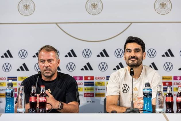 DFB A Nationalmannschaft Herren Press Conference 08 09 2023 Hans Dieter Flick Coach Germany , Ilkay Guendogan Germany DFB A Nationalmannschaft Herren Press Conference,Wolfsburg, VW Autostadt on 08 09 2023 DFB REGULATES PROHIBIT ANY USE OF PHOTOGRAPHS AS IMAGE SEQUENCES AND OR QUASI VIDEO Copyright: xBEAUTIFULxSPORTS Wunderlx