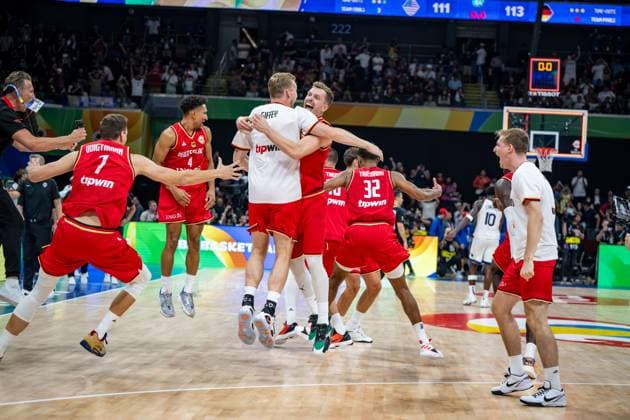 Basketball Manila Pasay 08 09 2023 FIBA Basketball World Cup 2023 Mens World Cup Semifinals United States of America USA Germany GER Germany wins and is in the final Johannes Voigtmann Germany, No 07 Maodo Lo Germany, No 04 Nils Giffey Germany, No 05 Andreas Obst Germany, No 42 Johannes Thiemann Germany, No 32 Justus Hollatz Germany, No 21 Cheers