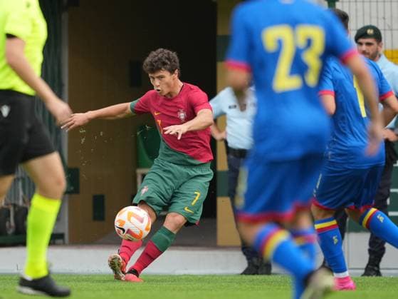 Portugal v Andorra - Qualificacao Europeu 2025 Joao Neves da Selecao de Portugal Sub21 durante partida entre Portugal v Andorra valida pela Qualificacao Europeu 2025 no Estadio Capital do Movel, Pacos de Ferreira, Portugal (Foto de Pedro Loureiro Avant Sports) Pacos de Ferreira Estadio Capital do Movel Portugal Copyright: xPedroxLoureiro AvantxSportsx