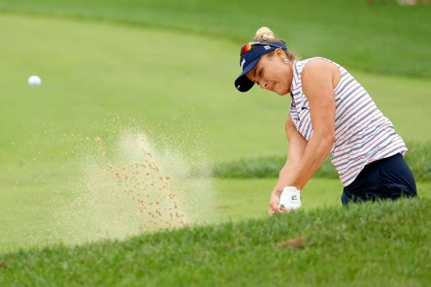 CINCINNATI, OH - SEPTEMBER 08: LPGA, Golf Damen golfer Lexi Thompson hits out of a fairway bunker on the 6th hole during the second round of the Kroger Queen City Championship at the Kenwood Country Club in Cincinnati, Ohio. (Photo by Brian Spurlock Icon Sportswire) GOLF: SEP 08 LPGA Kroger Queen City Championship EDITORIAL USE ONLY Icon230908020