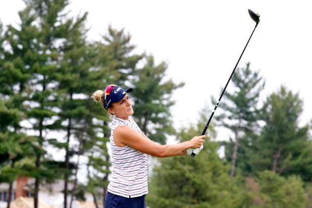 CINCINNATI, OH - SEPTEMBER 08: LPGA, Golf Damen golfer Lexi Thompson plays her tee shot on the 6th hole during the second round of the Kroger Queen City Championship at the Kenwood Country Club in Cincinnati, Ohio. (Photo by Brian Spurlock Icon Sportswire) GOLF: SEP 08 LPGA Kroger Queen City Championship EDITORIAL USE ONLY Icon230908026