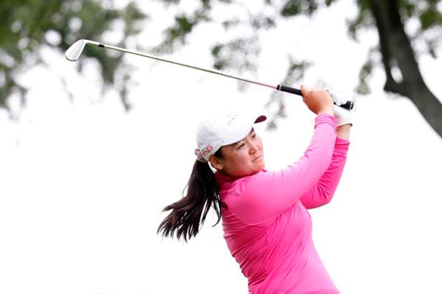 CINCINNATI, OH - SEPTEMBER 08: LPGA, Golf Damen golfer Allisen Corpuz hits her tee shot on the 8th hole during the second round of the Kroger Queen City Championship at the Kenwood Country Club in Cincinnati, Ohio. (Photo by Brian Spurlock Icon Sportswire) GOLF: SEP 08 LPGA Kroger Queen City Championship EDITORIAL USE ONLY Icon230908042