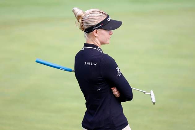 CINCINNATI, OH - SEPTEMBER 08: LPGA, Golf Damen golfer Charley Hull putts on the 9th hole during the second round of the Kroger Queen City Championship on September 08, 2023, at the Kenwood Country Club in Cincinnati, Ohio. (Photo by Brian Spurlock Icon Sportswire) GOLF: SEP 08 LPGA Kroger Queen City Championship EDITORIAL USE ONLY Icon230908069