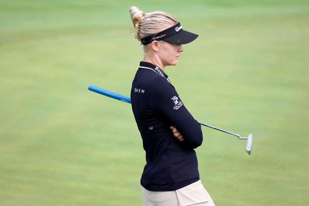 CINCINNATI, OH - SEPTEMBER 08: LPGA, Golf Damen golfer Charley Hull putts on the 9th hole during the second round of the Kroger Queen City Championship on September 08, 2023, at the Kenwood Country Club in Cincinnati, Ohio. (Photo by Brian Spurlock Icon Sportswire) GOLF: SEP 08 LPGA Kroger Queen City Championship EDITORIAL USE ONLY Icon230908070